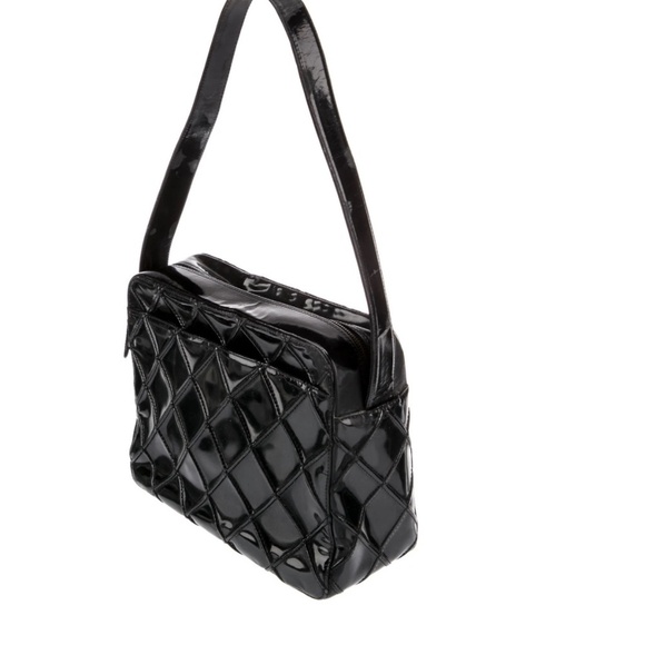 CHANEL Patent Quilted Camera Bag - Picture 2 of 5